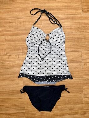 Hula Honey Polka Dot Tankini Set Black White Halter Size M NWOT